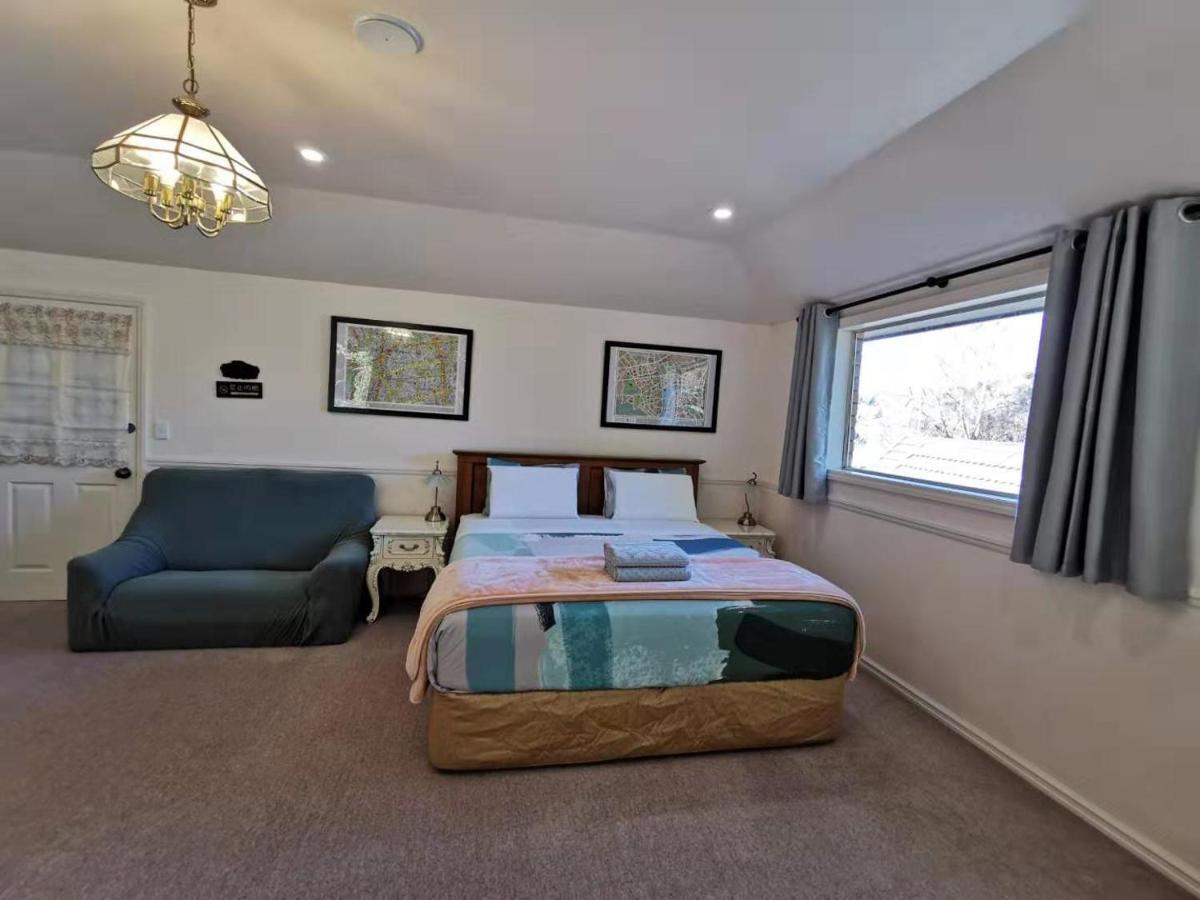 Large Private Room In Modern Stylish House Dunedin Exterior photo